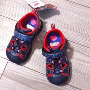(76-3070)  🔥3/$20🔥  Spiderman Marvel Shoes Sz 7